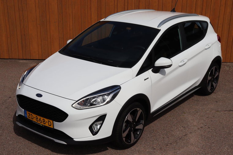 Vehicle Image 6
