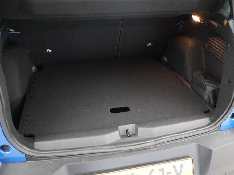 Vehicle Image 37