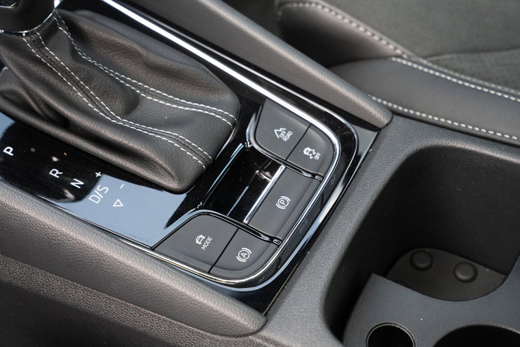 Vehicle Image 40