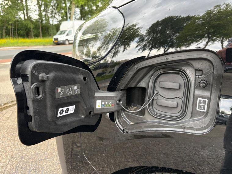 Vehicle Image 45