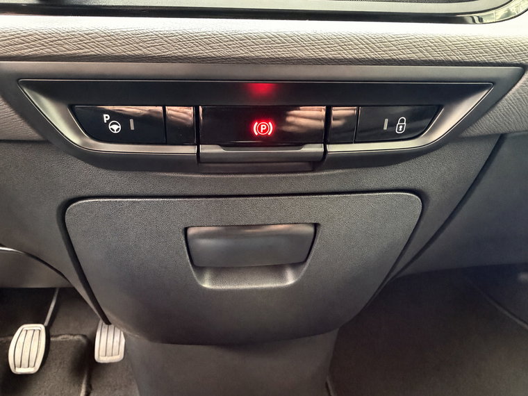 Vehicle Image 39