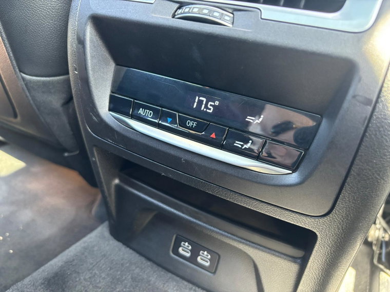 Vehicle Image 41