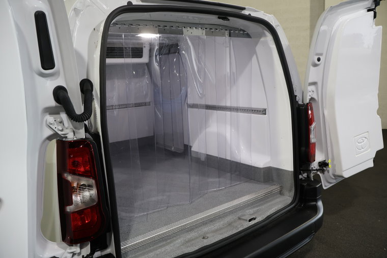 Vehicle Image 13