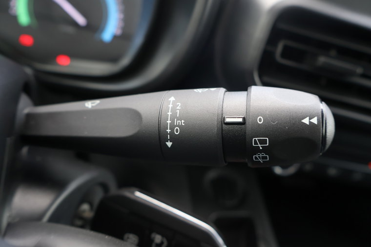 Vehicle Image 26
