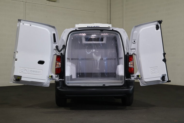Vehicle Image 11