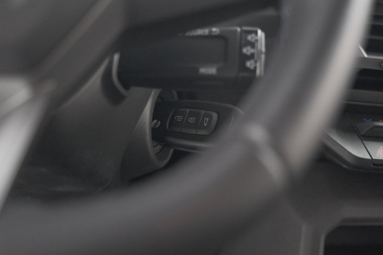 Vehicle Image 37