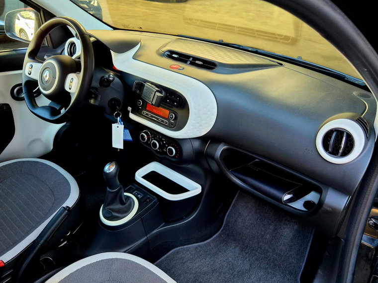 Vehicle Image 33