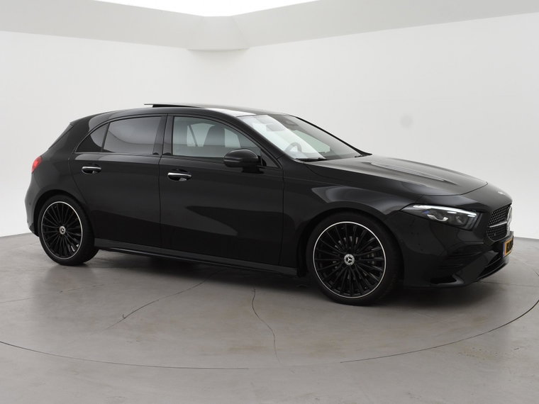 Vehicle Image 32