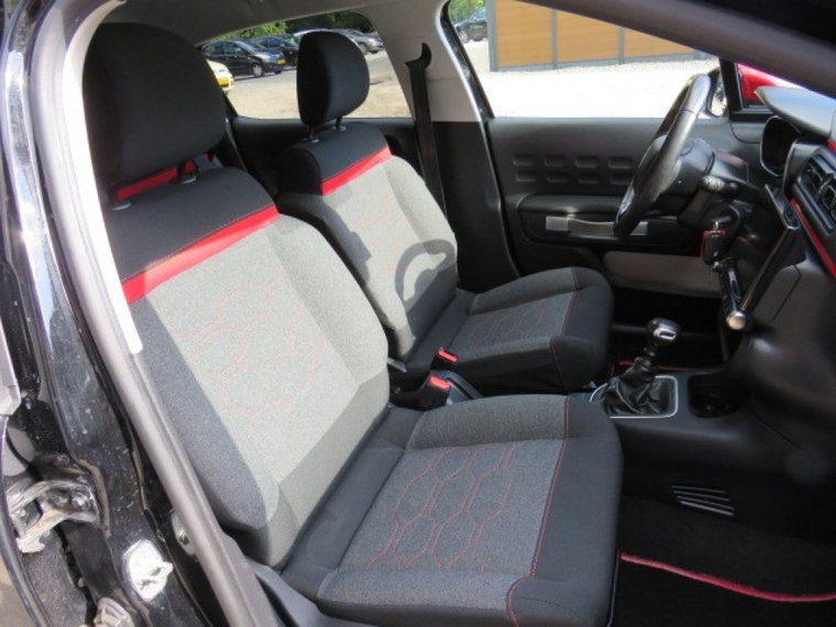 Vehicle Image 15