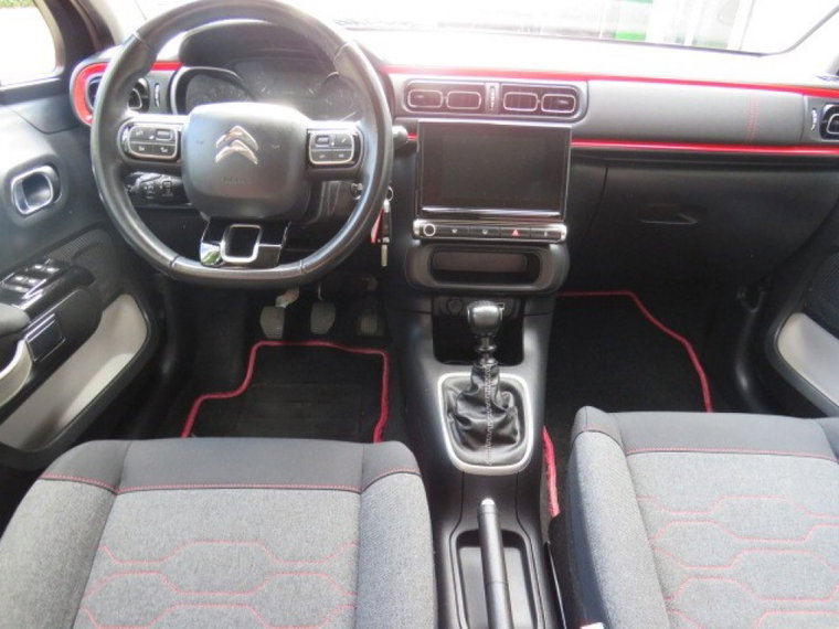 Vehicle Image 11