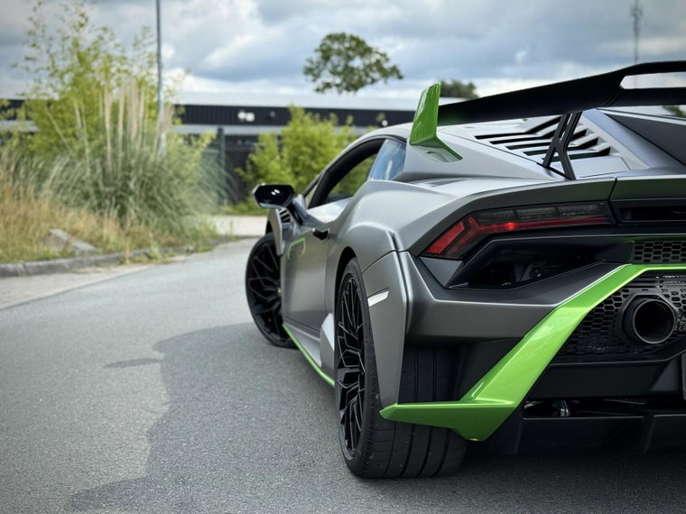 Vehicle Image 13
