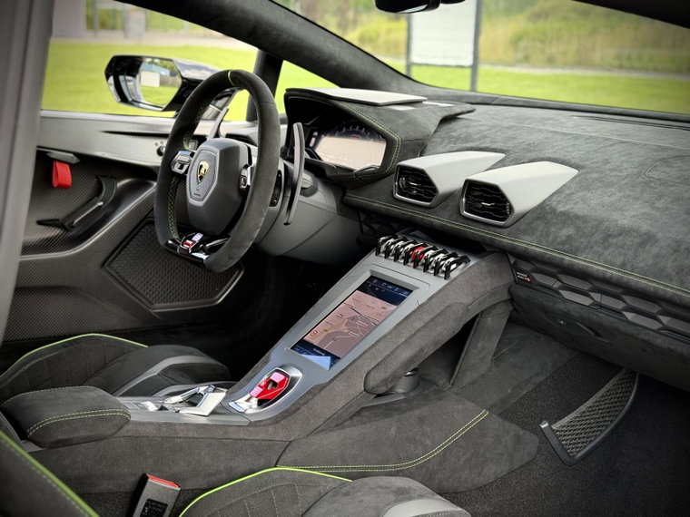 Vehicle Image 37