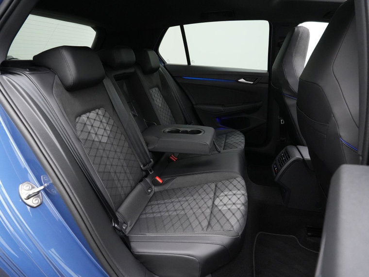 Vehicle Image 37
