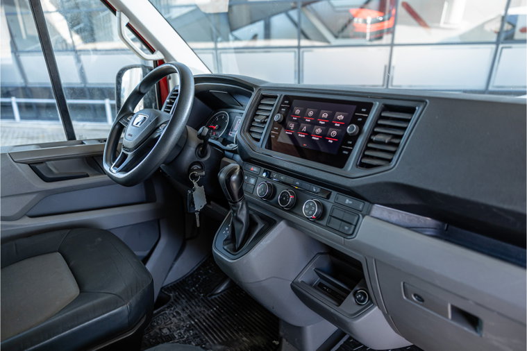 Vehicle Image 13