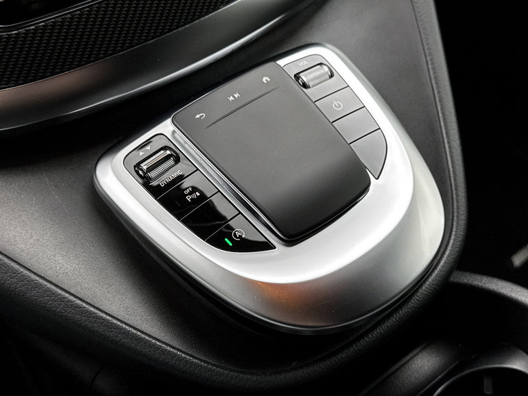 Vehicle Image 38