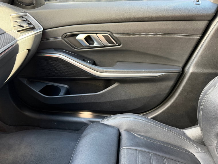 Vehicle Image 45