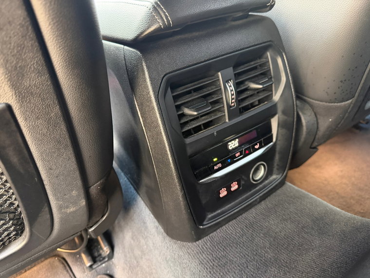 Vehicle Image 48