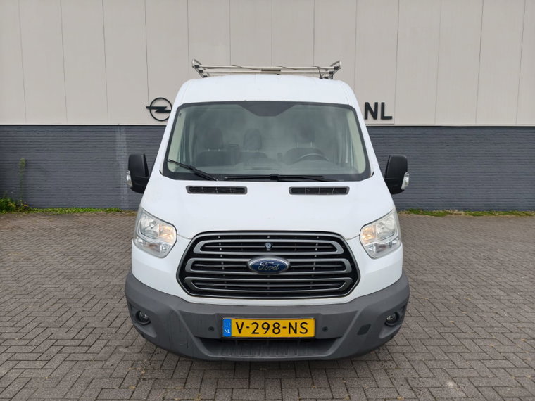 Vehicle Image 16