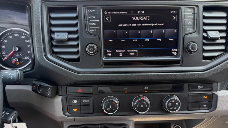 Vehicle Image 23