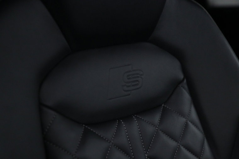 Vehicle Image 47