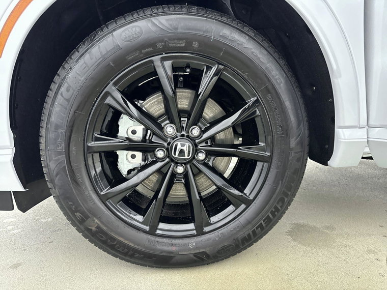 Vehicle Image 30