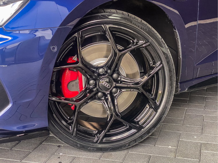 Vehicle Image 35