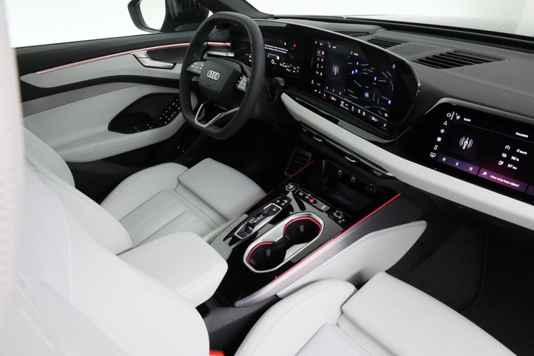 Vehicle Image 50