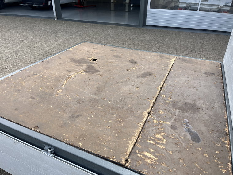 Vehicle Image 33