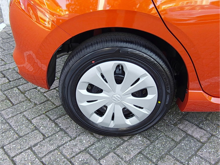 Vehicle Image 26
