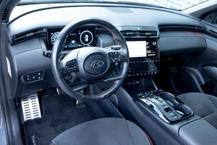 Vehicle Image 8