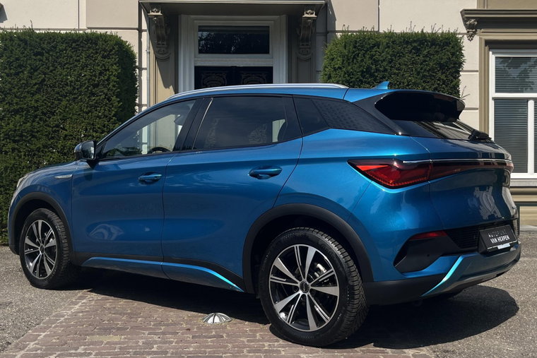 Vehicle Image 18