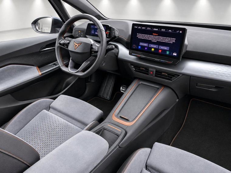 Vehicle Image 30