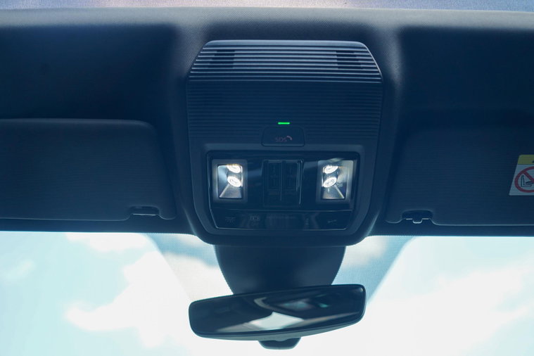 Vehicle Image 30