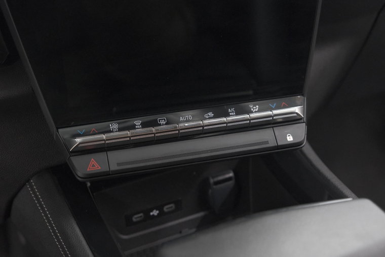 Vehicle Image 50
