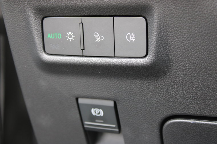 Vehicle Image 33