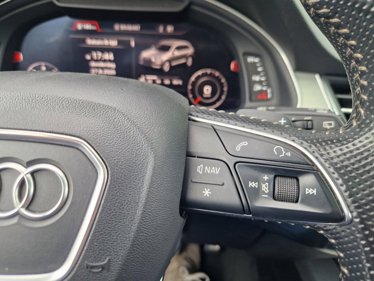 Vehicle Image 27