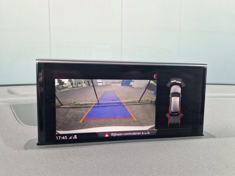 Vehicle Image 35