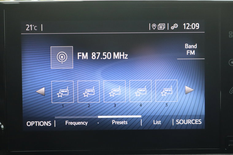 Vehicle Image 10