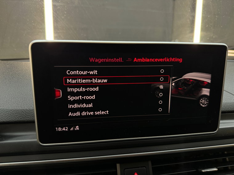 Vehicle Image 37