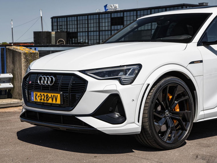 Vehicle Image 50