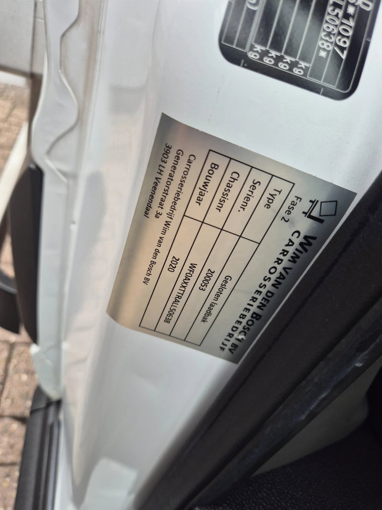 Vehicle Image 23
