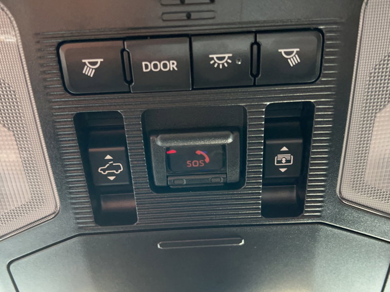 Vehicle Image 28