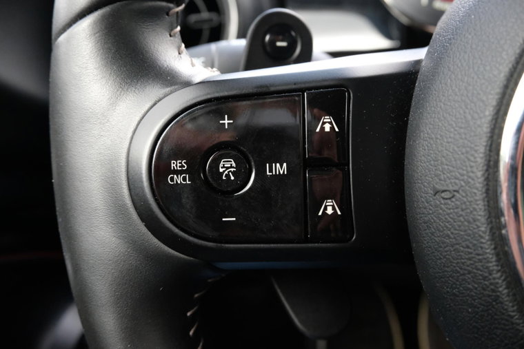 Vehicle Image 28