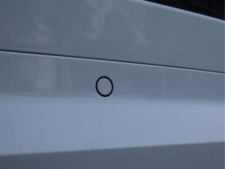 Vehicle Image 38