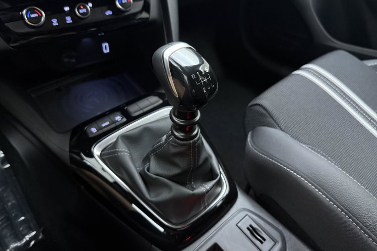 Vehicle Image 30