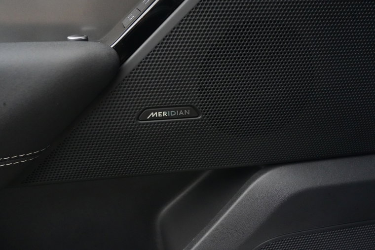 Vehicle Image 24