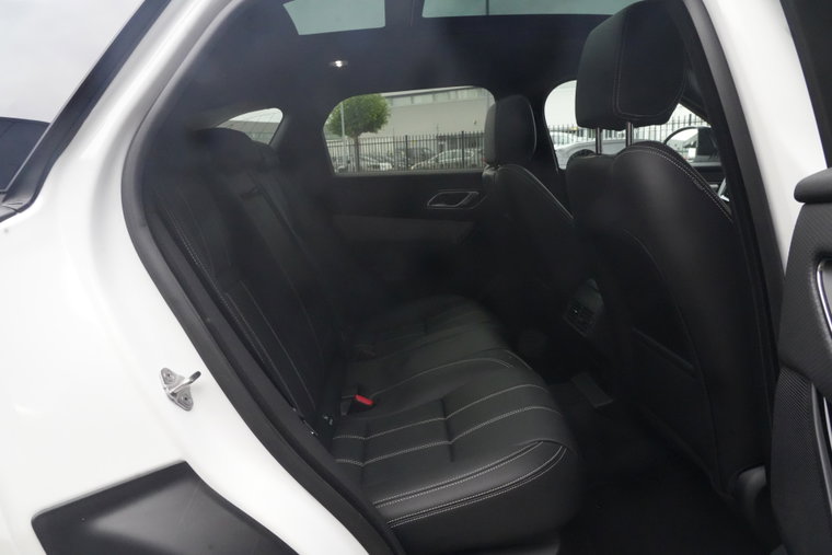 Vehicle Image 28