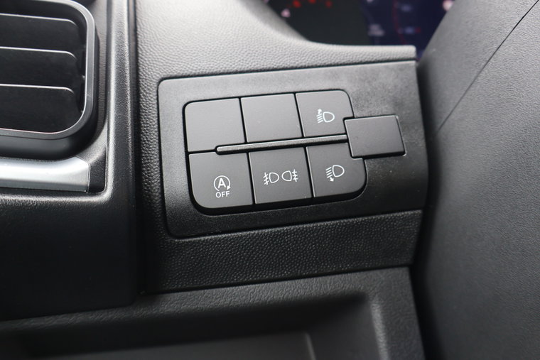 Vehicle Image 28