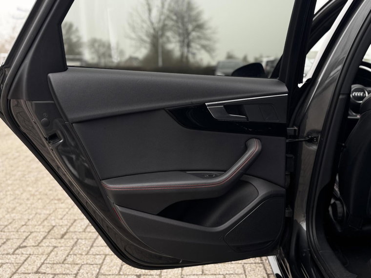 Vehicle Image 37