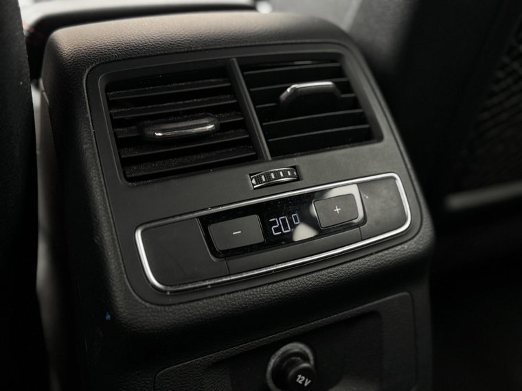 Vehicle Image 39